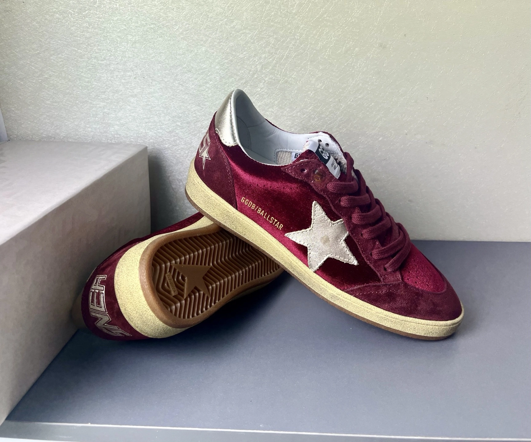 OOBB-- 6642 GWF00117.F007476.40533 Deluxe Brand Ball-STAR cowhide item:E-X018I2315